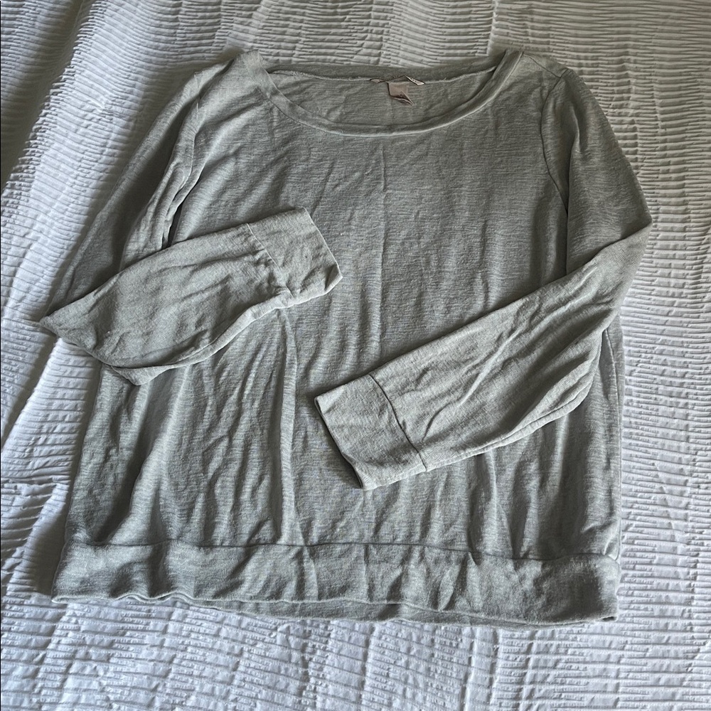 Victoria's Secret Heather Gray Top